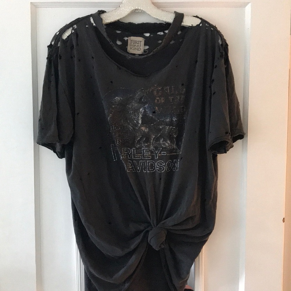 Destroyed vintage tee